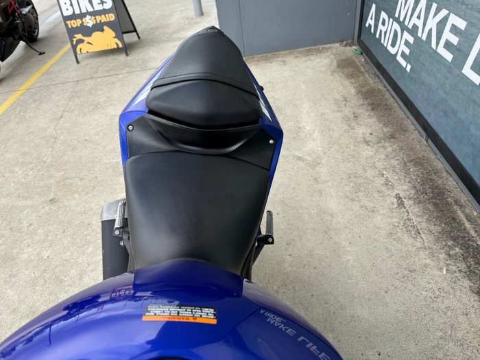 2024 Yamaha YZF-R3 Blue