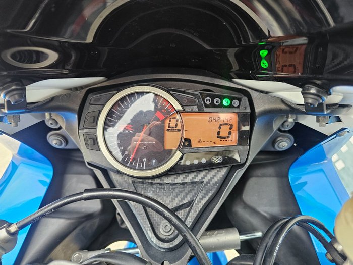 2011 Suzuki GSX-R600 Blue