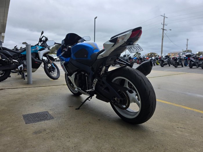 2011 Suzuki GSX-R600 Blue
