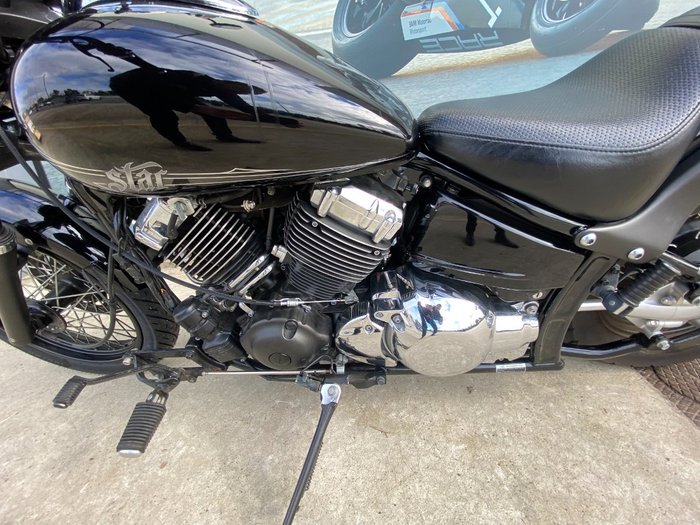 2018 Yamaha XVS650 V-STAR CUSTOM Black