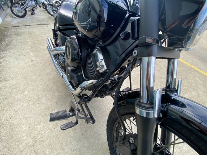 2018 Yamaha XVS650 V-STAR CUSTOM Black