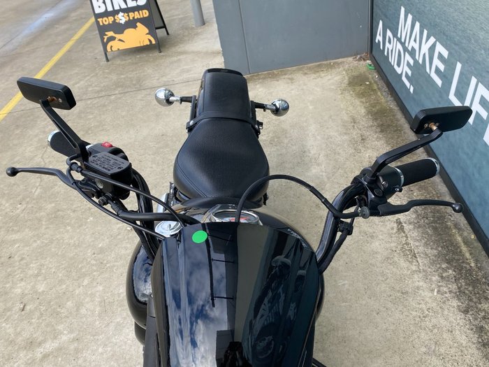 2018 Yamaha XVS650 V-STAR CUSTOM Black