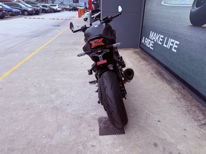 2021 Kawasaki Z900 SUPERNAKED (ZR900) Red