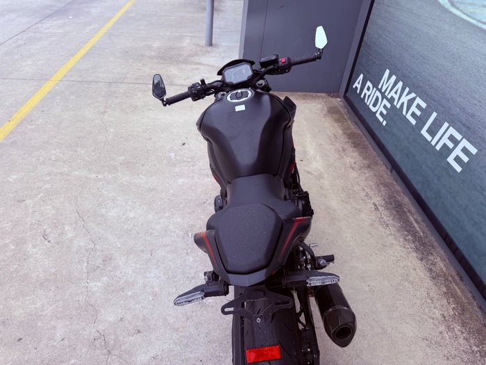 2021 Kawasaki Z900 SUPERNAKED (ZR900) Red