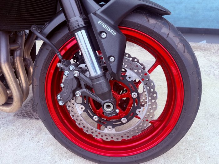 2021 Kawasaki Z900 SUPERNAKED (ZR900) Red