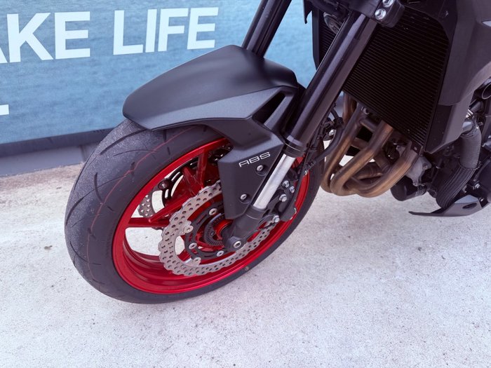 2021 Kawasaki Z900 SUPERNAKED (ZR900) Red