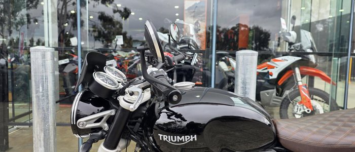 2022 Triumph Speed Twin 1200 Speed Twin Black