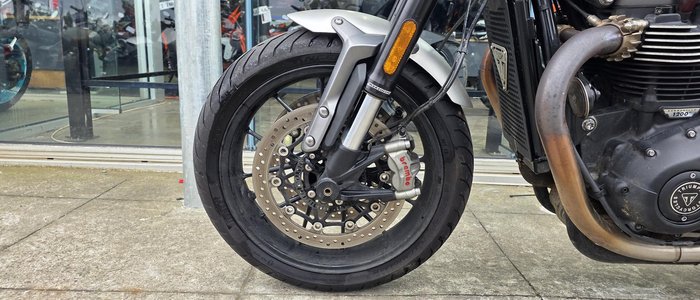 2022 Triumph Speed Twin 1200 Speed Twin Black