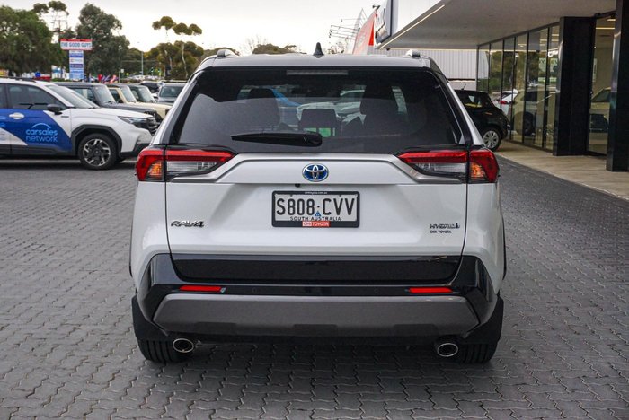 2023 Toyota RAV4 XSE