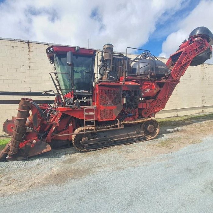 2016 Case IH Cane Harvester 8800 Austoft