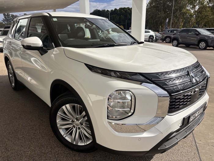 2024 Mitsubishi Outlander