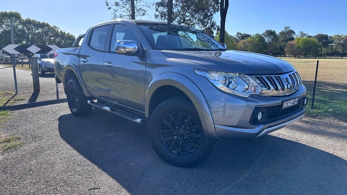 2015 Mitsubishi Triton