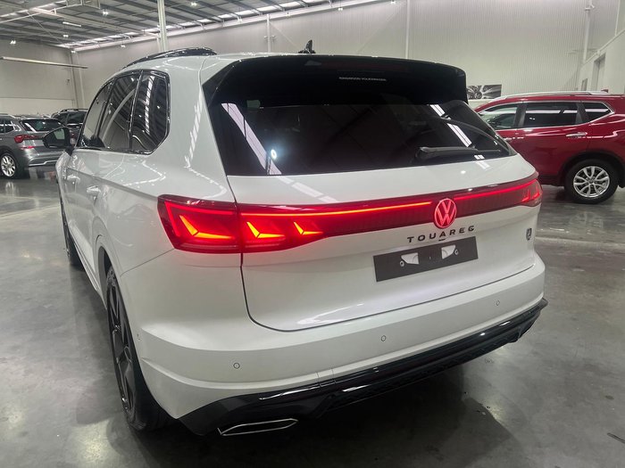 2026 Volkswagen Touareg 210TDI Wolfsburg Edition
