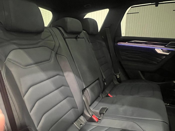 2026 Volkswagen Touareg 210TDI Wolfsburg Edition
