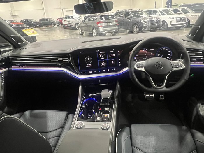 2026 Volkswagen Touareg 210TDI Wolfsburg Edition