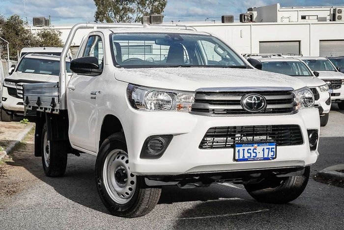 2025 Toyota Hilux