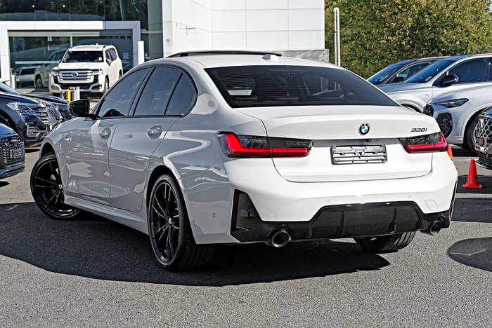 2023 BMW 3 Series 330i M Sport