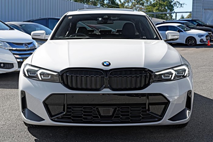 2023 BMW 3 Series 330i M Sport