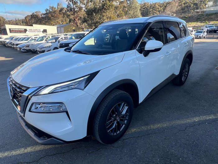 2025 Nissan X-TRAIL ST