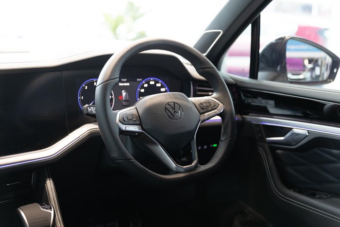 2026 Volkswagen Touareg 210TDI Wolfsburg Edition