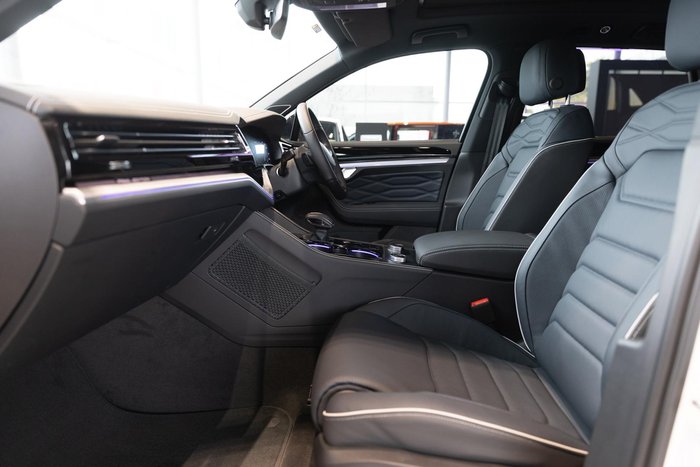 2026 Volkswagen Touareg 210TDI Wolfsburg Edition
