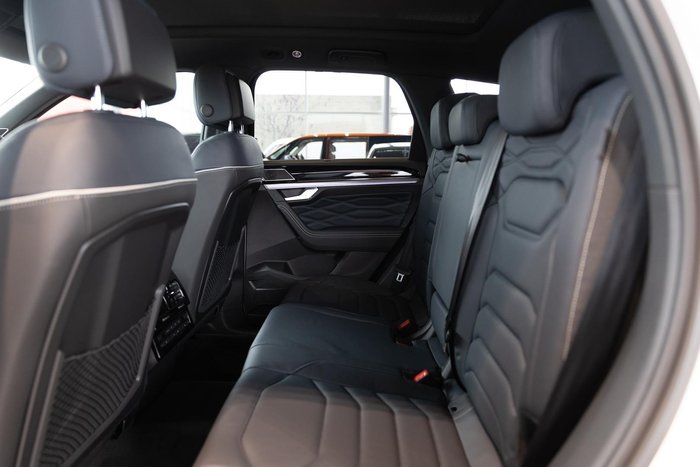 2026 Volkswagen Touareg 210TDI Wolfsburg Edition