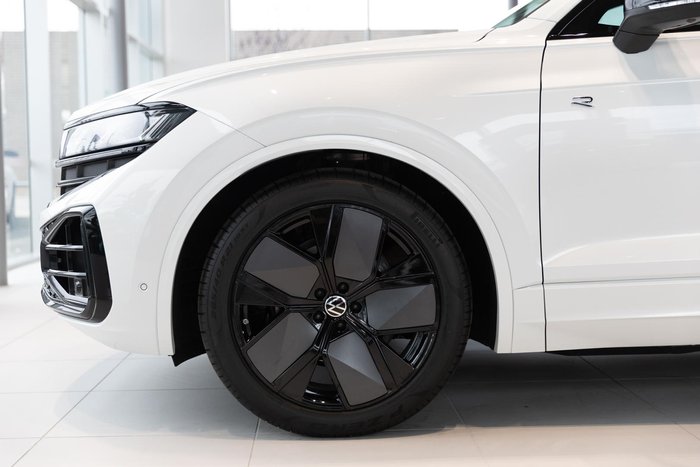 2026 Volkswagen Touareg 210TDI Wolfsburg Edition