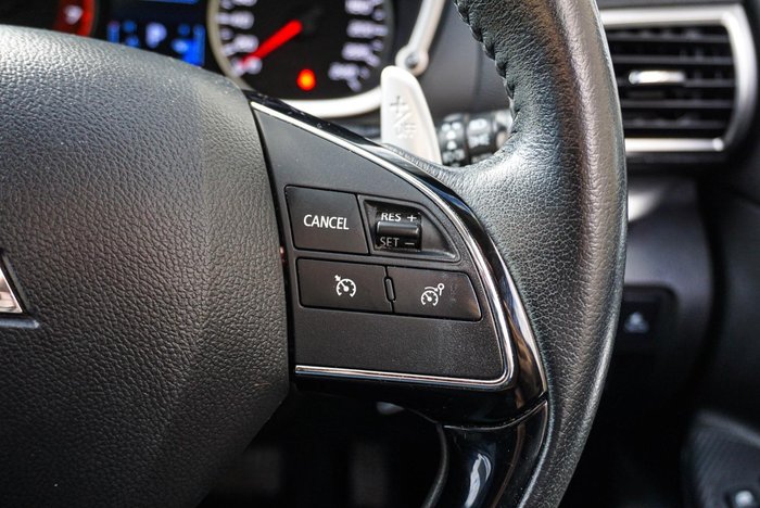 2020 Mitsubishi Eclipse Cross LS