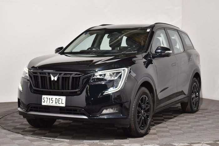 2024 Mahindra XUV700 AX7L Black Edition