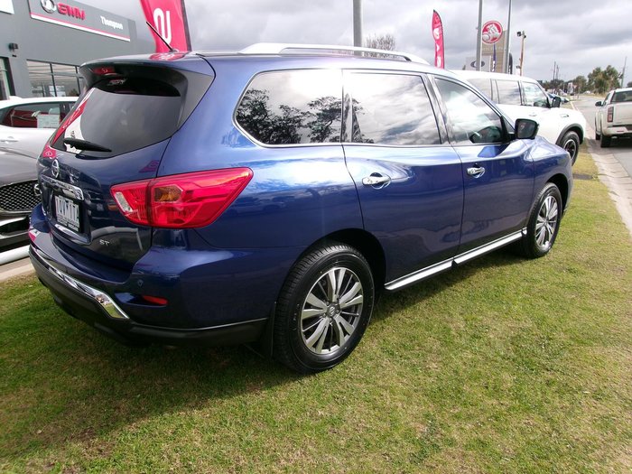 2019 Nissan Pathfinder ST+