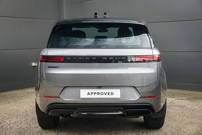 2025 Land Rover Range Rover Sport D250 Dynamic SE