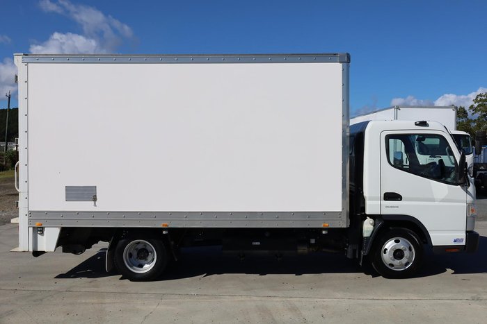 2021 Fuso Canter