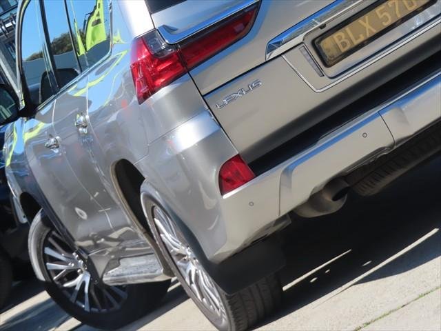 2019 Lexus LX 570