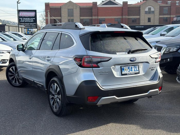 2025 Subaru Outback AWD Touring XT