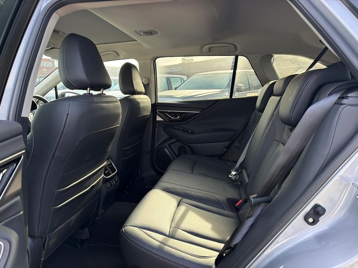 2025 Subaru Outback AWD Touring XT