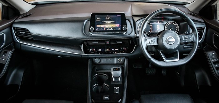 2024 Nissan X-TRAIL ST-L