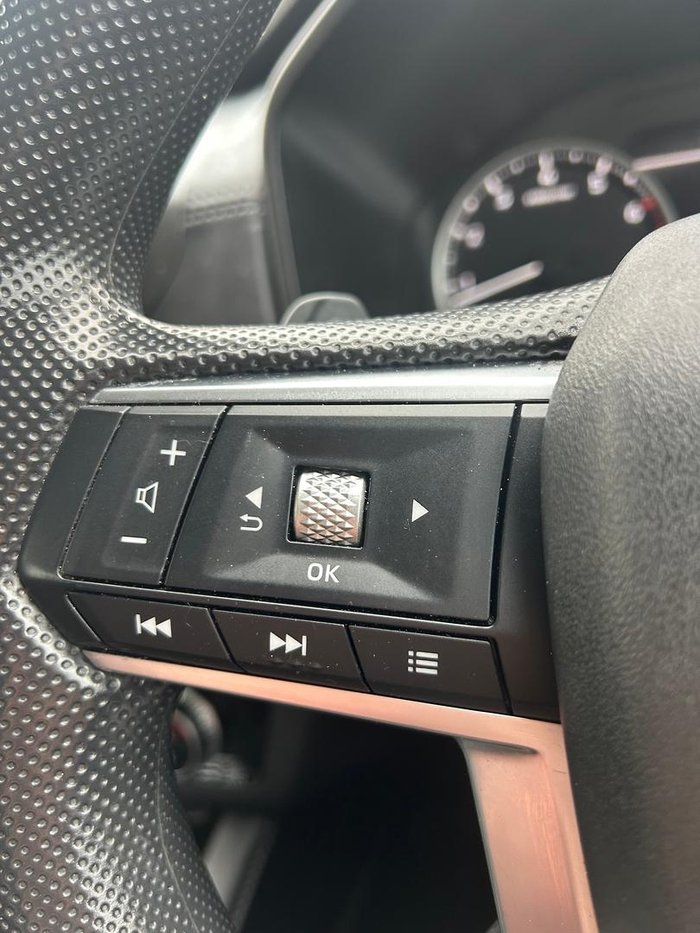 2023 Mitsubishi Outlander ES