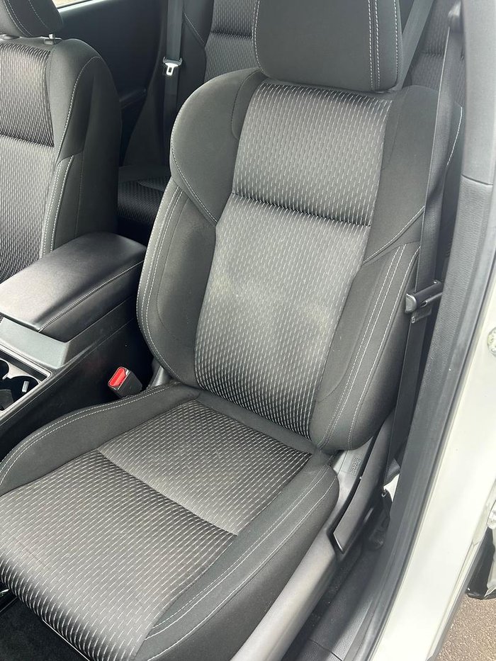 2023 Mitsubishi Outlander ES