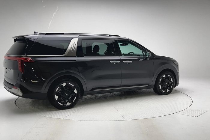2024 Kia Carnival GT-Line Lite