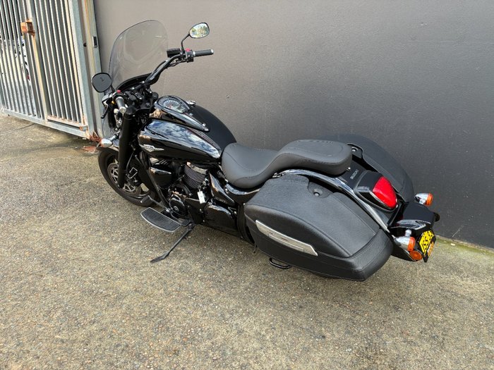 2013 Suzuki BOULEVARD C90T (VL1500B) BLACK