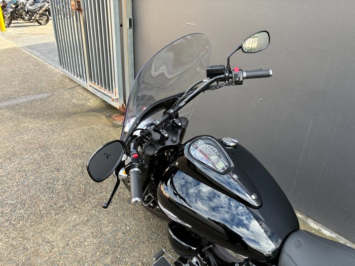 2013 Suzuki BOULEVARD C90T (VL1500B) BLACK