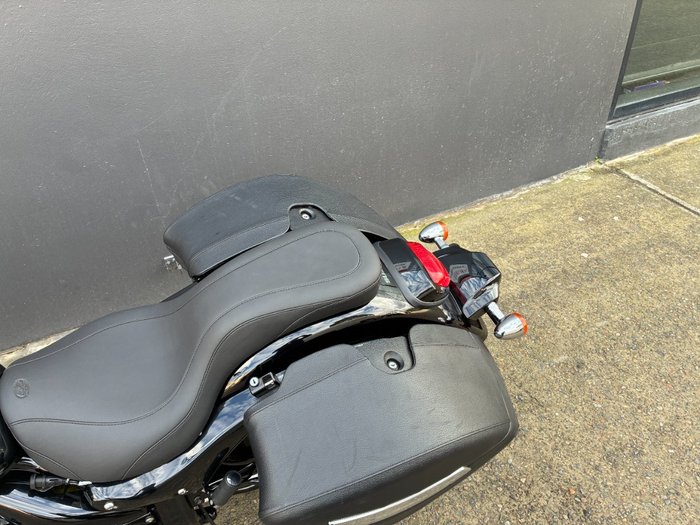 2013 Suzuki BOULEVARD C90T (VL1500B) BLACK