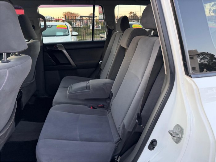 2009 TOYOTA LANDCRUISER PRADO GXL (4x4)