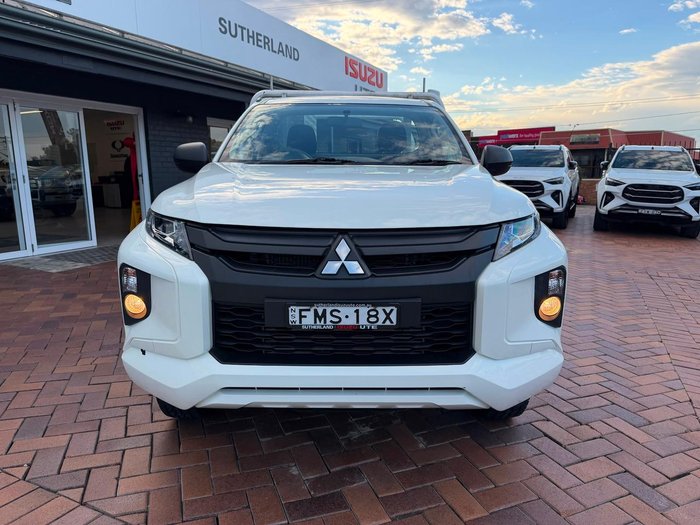 2023 Mitsubishi Triton GLX