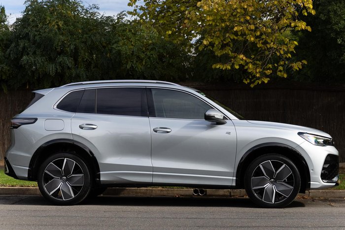 2025 Volkswagen Tiguan 195TSI R-Line