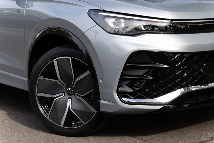 2025 Volkswagen Tiguan 195TSI R-Line