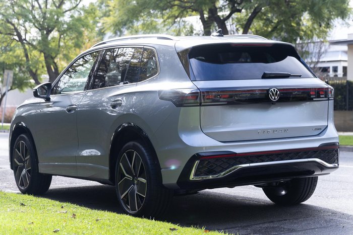 2025 Volkswagen Tiguan 195TSI R-Line