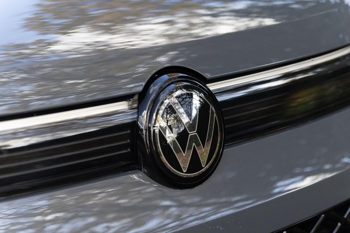 2026 Volkswagen Tiguan 200TSI eHybrid R-Line