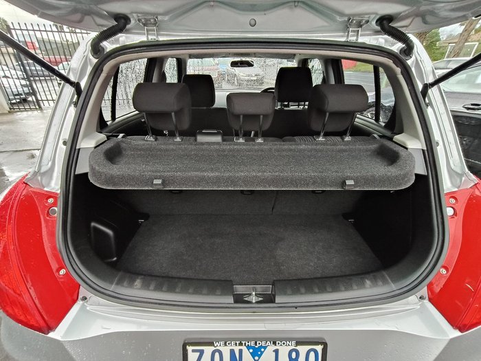 2013 Suzuki Swift GLX
