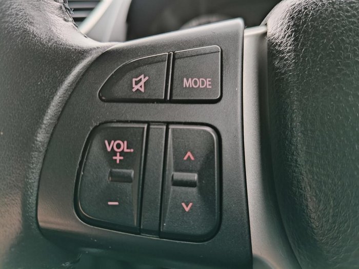 2013 Suzuki Swift GLX